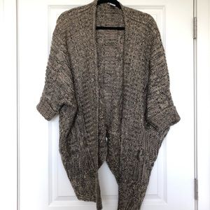 3/4 sleeved cardigan